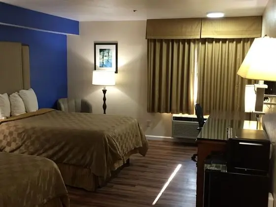 Rodeway Inn & Suites Bakersfield - Oda