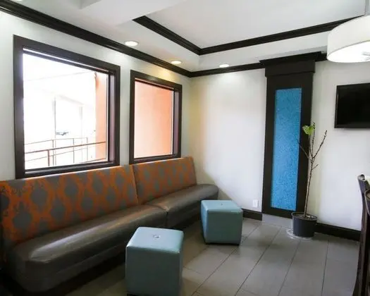 Rodeway Inn & Suites Downtown North