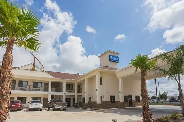 Rodeway Inn And Suites