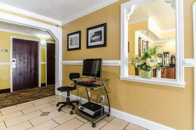 Rodeway Inn &Suites Jacksonville - Genel