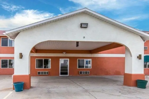 Rodeway Inn & Suites - Genel
