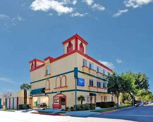 Rodeway Inn & Suites Pasadena