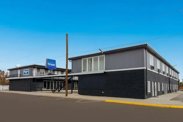 Rodeway Inn & Suites - Dış Mekan