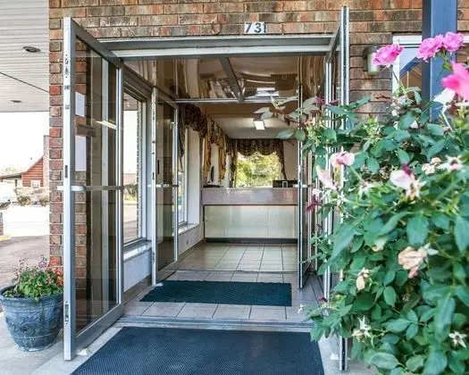 Rodeway Inn - Genel
