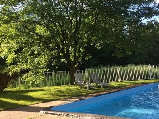 Rodeway Inn Trois Rivieres - Havuz