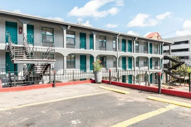 Rodeway Inn University - Downtown