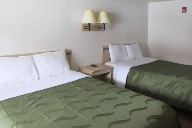 RODEWAY INN Washington Area