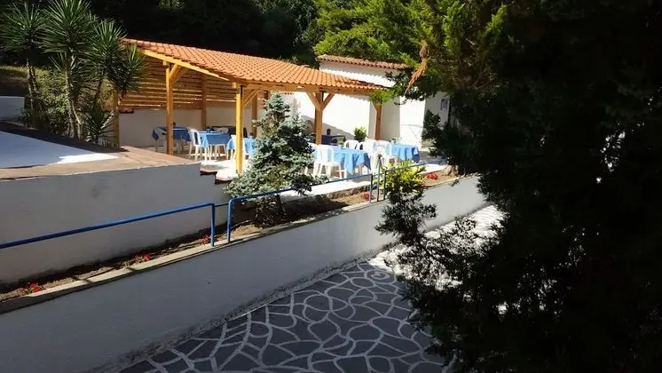 Roditsa Patritsia Apartments - Dış Mekan