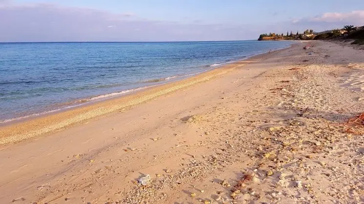 Roditsa Patritsia Apartments - Plaj