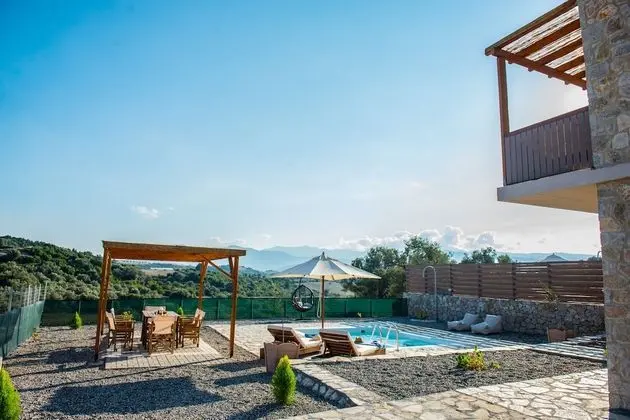 Roggaki Ionian Villas