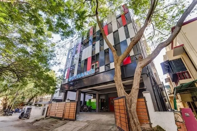 Rohaan Inns - UPAR Hotels Ashok Nagar - Dış Mekan