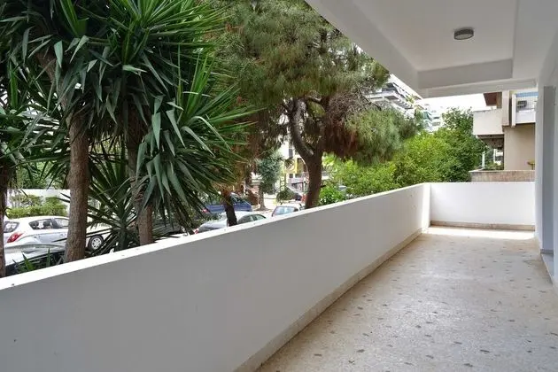 Rolls Royce Elegant Flat in P. Faliro