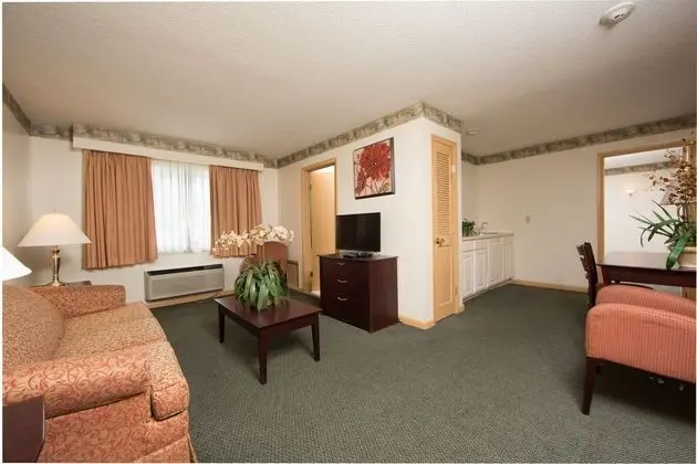 Villa Roma Resort and Conference Center