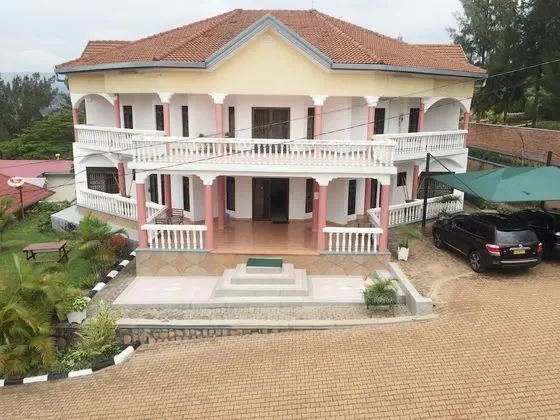Romalo Guesthouse