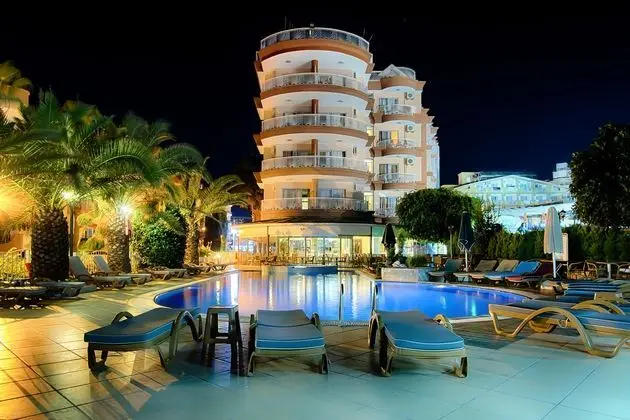 Romance Beach Hotel