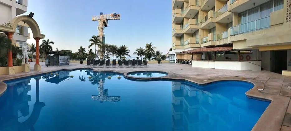 Romano Palace Acapulco Hotel - Havuz
