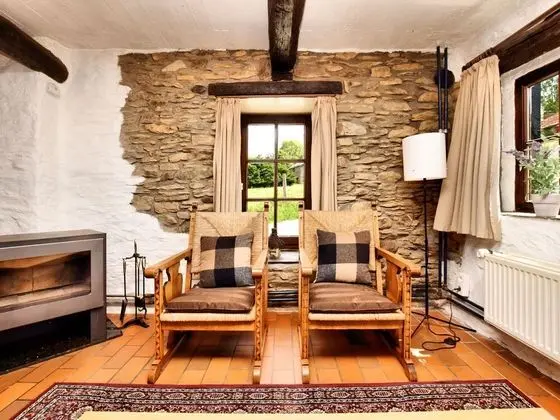 Romantic Holiday House in the Ardennes With Garden and View - Oda Düzeni