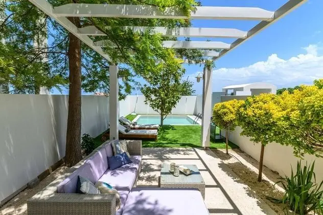 Romantic homely Villa Aura w pool - Havuz