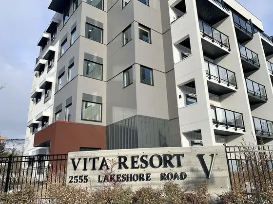 Romantic Lakeside Studio Suite - Dış Mekan