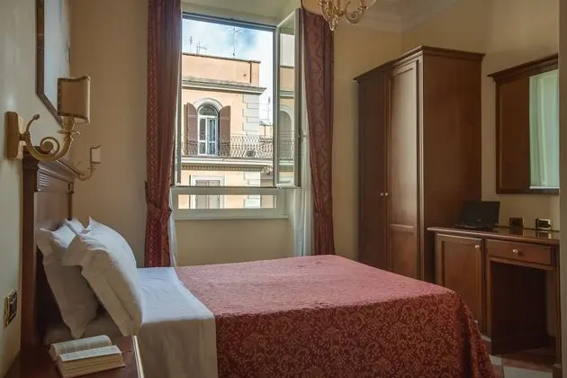 Hotel RomAntica - Oda