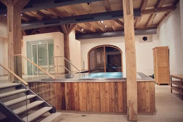 Romantik Hotel Zum Klosterbräu - Havuz