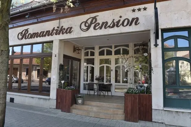 Romantika Panzió - Dış Mekan