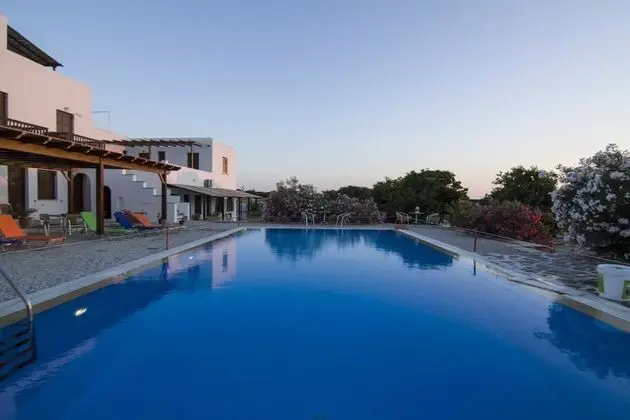 Romanzza Studios - Havuz