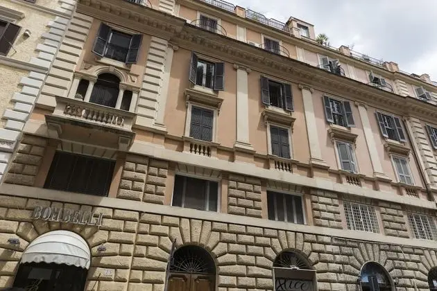 Rome Accommodation - Villa Borghese