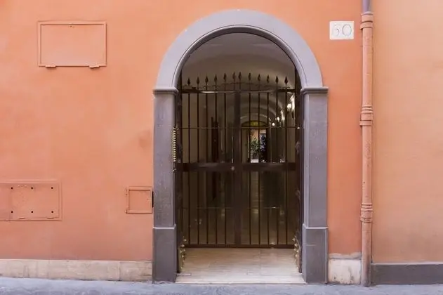 Rome Accommodation - Condotti I