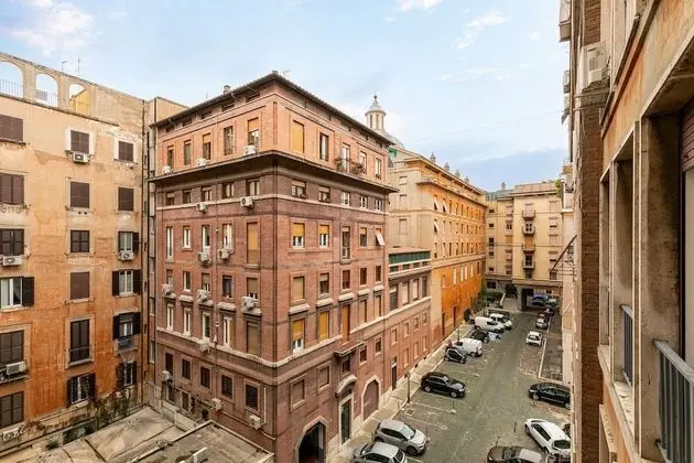 Rome As You Feel - Zoccolette Apartment