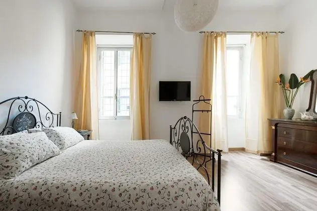 Rome Center Rooms