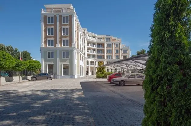 Rome Palace Deluxe - Dış Mekan