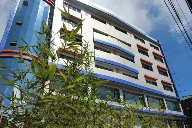 Romel Suites