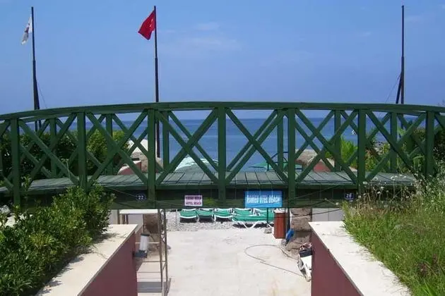 Romeo Beach Hotel