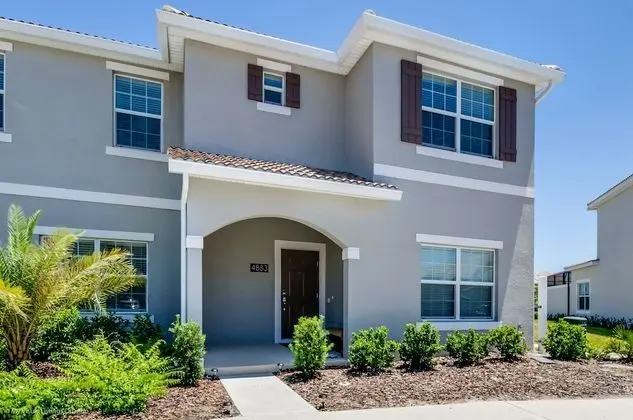Romeo Circle Villa Storey Lake 1