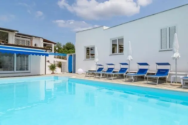 Romildanna Relais - Havuz