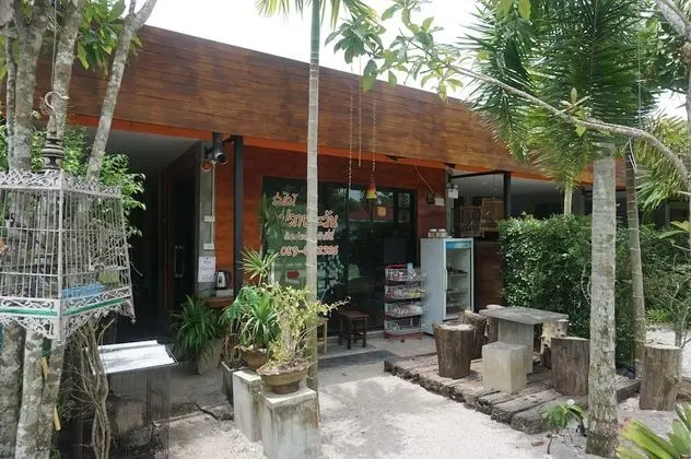 Rommai Plai Tawan Trang