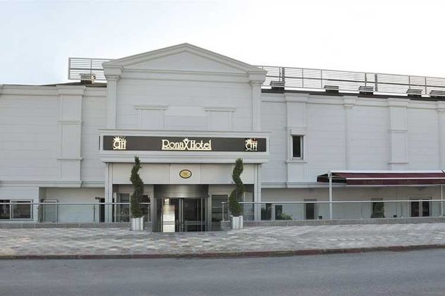 Ronax HotelFotoğrafı
