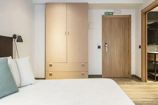 Ronces Hostel - Oda