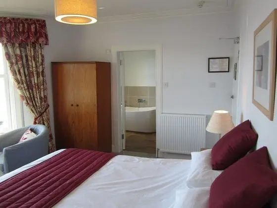 Ronebhal Guest House