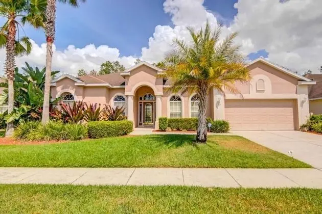 Ron's Highlands Reserve 5 Bedroom Home by Redawning