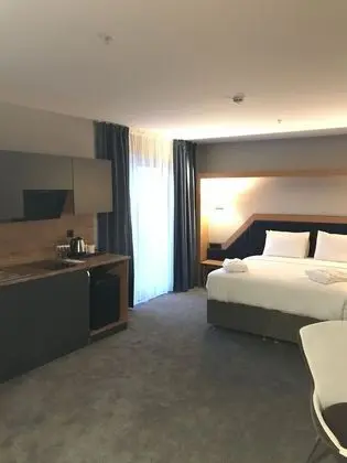 Roof 264 Hotel and Suites - Oda