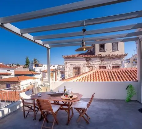 The Roof - Flat Sea View in Aegina Town
