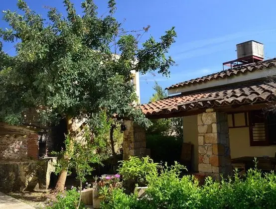 Roofed Holiday Home in Sicily With Private Terrace - Dış Mekan