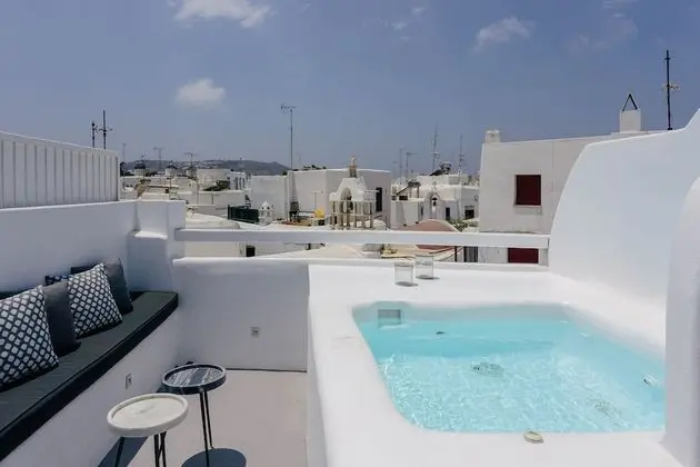 Roofs of Chora, Townhouse with Rooftop Pool - Adults Only