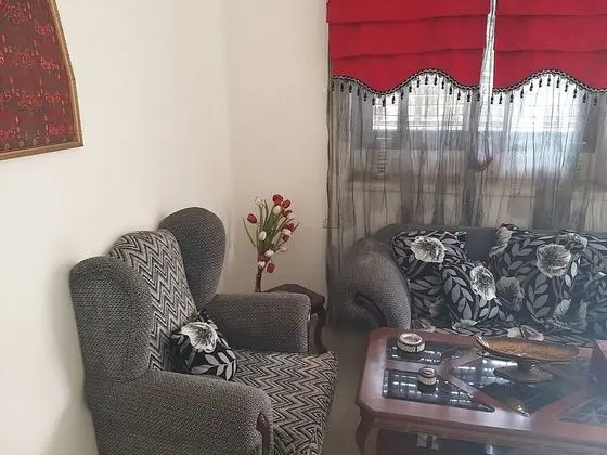 Room away from Home - Lobi