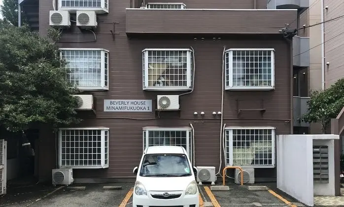 Room Eta