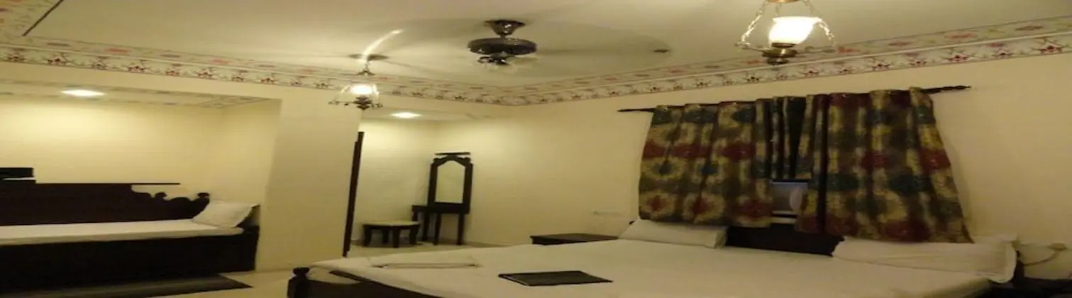Room Maangta 102 Jaipur