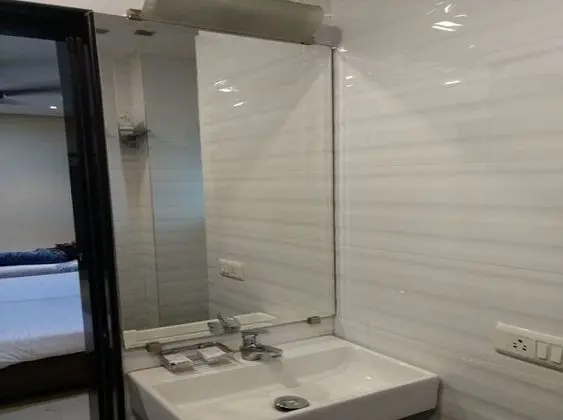Room Maangta 130 - Thane West - Banyo Tipleri