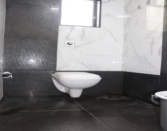 Room Maangta 218 - Thane East - Banyo Tipleri